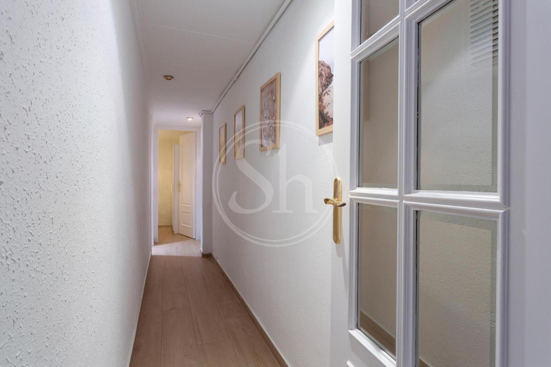 Practico Apartamento Cerca De Estacion De Sants Barselona Dış mekan fotoğraf